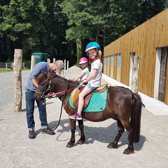 Pony rides and discovery rides near Morlaix, Brittany