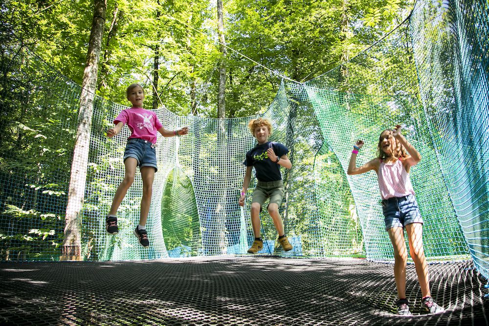 The Parcabout® treetop nets adventure park at the Treuscoat Estate in Finistere (29) The Parcabout® treetop nets adventure park at the Treuscoat Estate in Finistere (29)