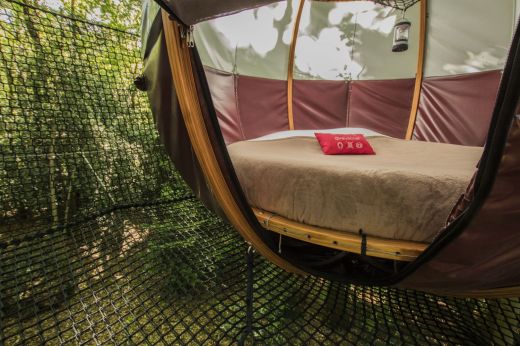 Iona Nid'Île tree house dome in Brittany