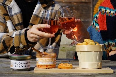 Fancy a little aperitif board before your meal at the Treuscoat Estate? Fancy a little aperitif board before your meal at the Treuscoat Estate?